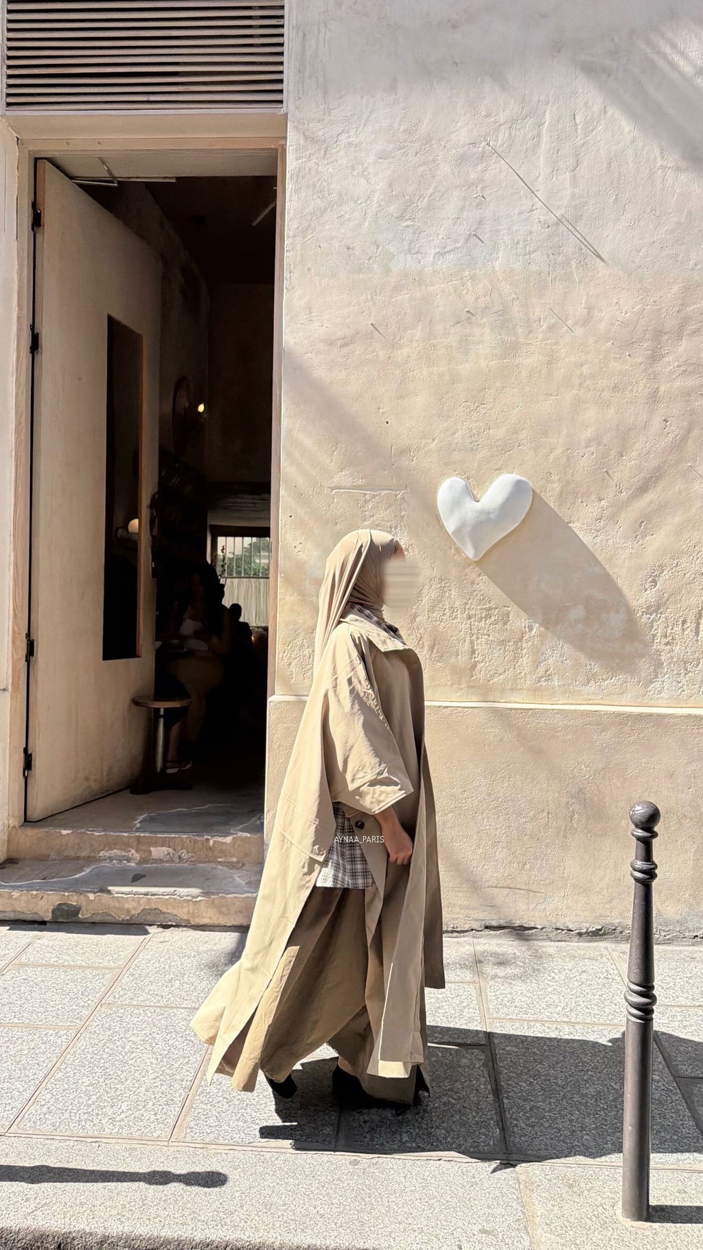 Trench cape